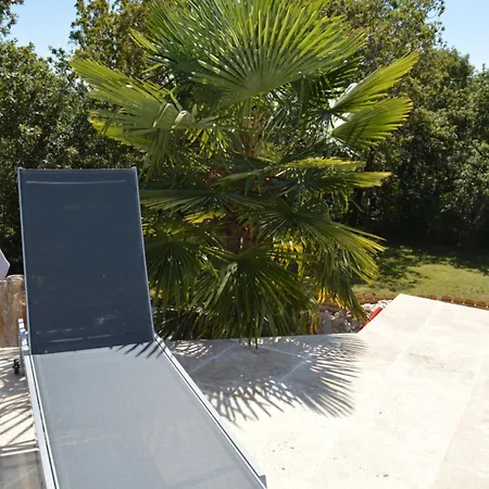 La Tourelle Du Lot Вилла